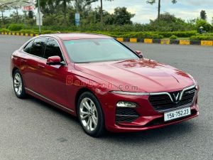 Xe VinFast Lux A 2.0 Plus 2.0 AT 2021