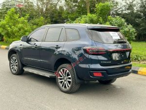 Xe Ford Everest Titanium 2.0L 4x4 AT 2022