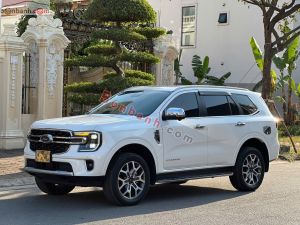 Xe Ford Everest Titanium Plus 2.0L 4x4 AT 2023