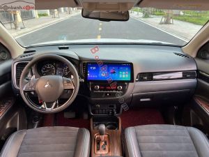 Xe Mitsubishi Outlander 2.0 CVT 2022