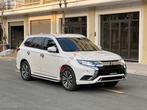 Xe Mitsubishi Outlander 2.0 CVT 2022