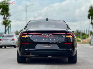 Xe VinFast Lux A 2.0 2.0 AT 2021