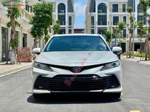 Xe Toyota Camry 2.0Q 2022