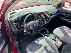 Xe Mitsubishi Outlander 2.0 CVT 2020