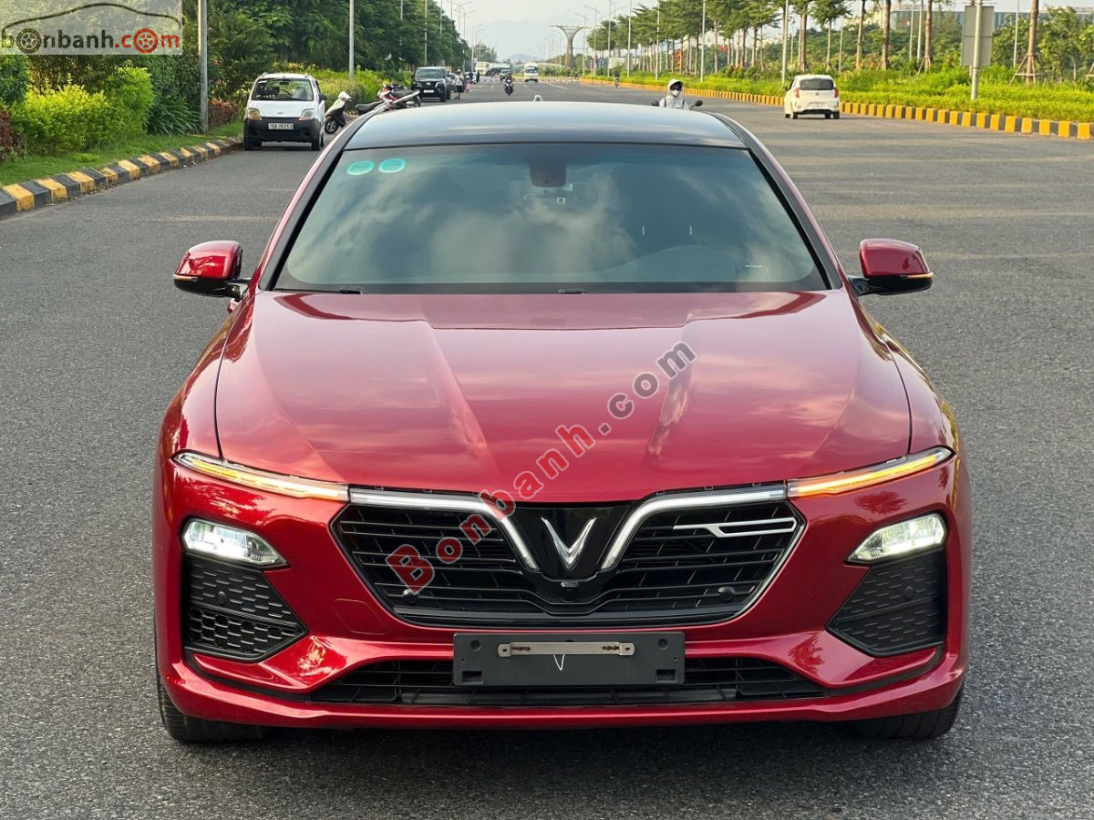 VinFast Lux A 2.0 Base 2.0 AT 2021