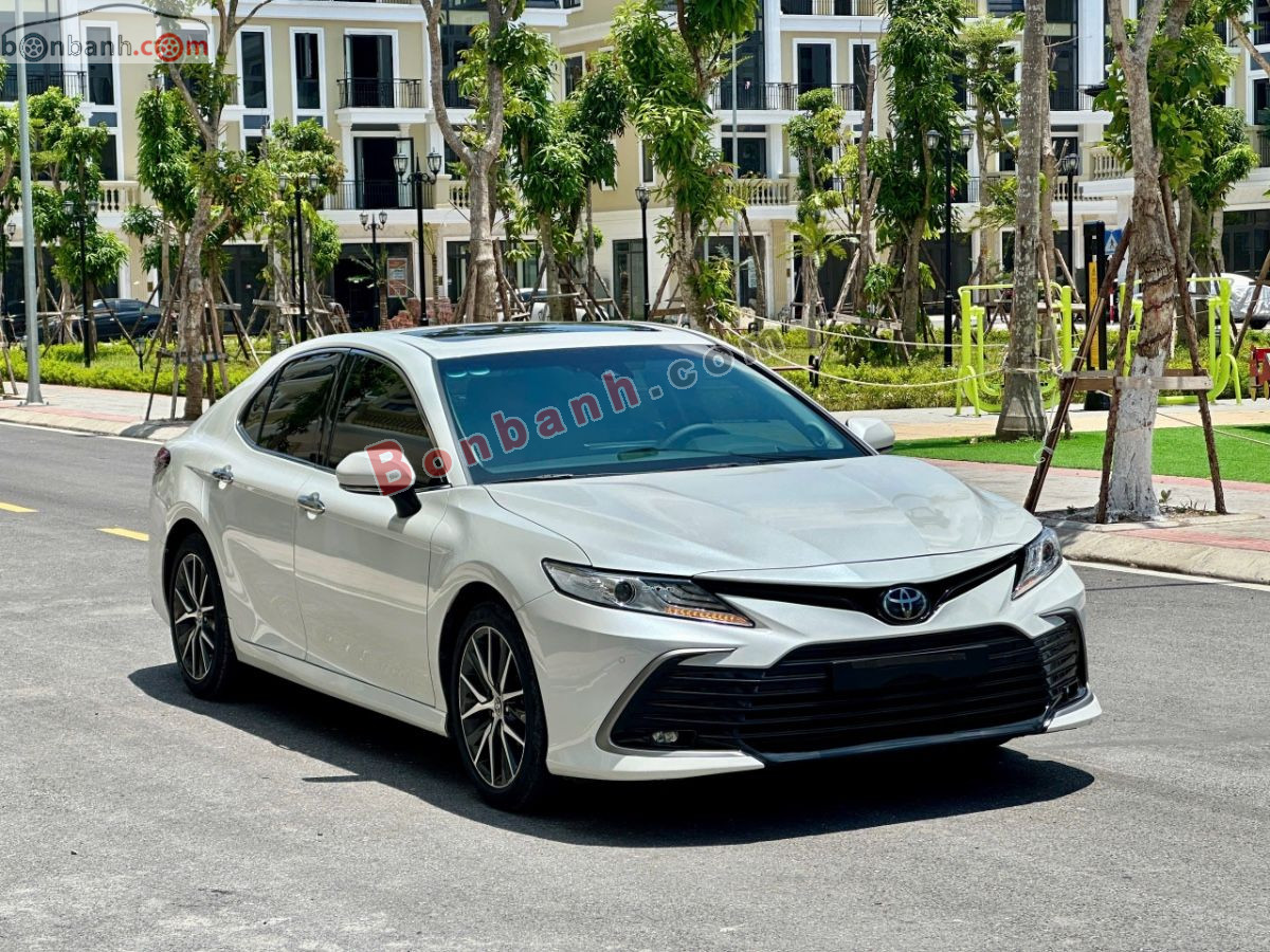 Toyota Camry 2.0Q 2022