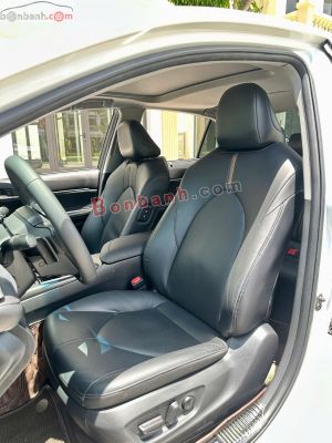 Xe Toyota Camry 2.0Q 2022