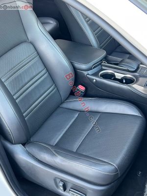 Xe Lexus NX 200t 2015