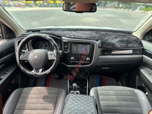 Xe Mitsubishi Outlander 2.0 CVT 2023