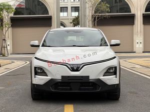 Xe VinFast VF6 Eco 2026