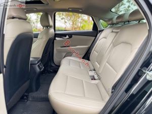 Xe Kia Cerato 1.6 AT Luxury 2019