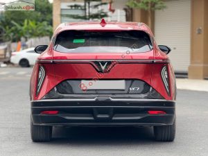 Xe VinFast VF7 Eco 2025