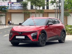 Xe VinFast VF7 Eco 2025