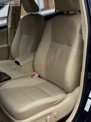 Xe Toyota Camry 2.0E 2017