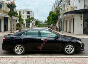Xe Toyota Camry 2.0E 2017