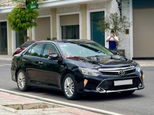 Xe Toyota Camry 2.0E 2017