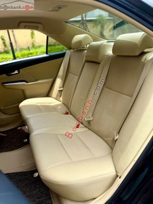 Xe Toyota Camry 2.0E 2017