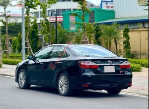Xe Toyota Camry 2.0E 2017