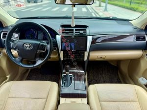 Xe Toyota Camry 2.0E 2017