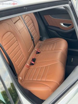 Xe Mercedes Benz GLC 300 4Matic 2022