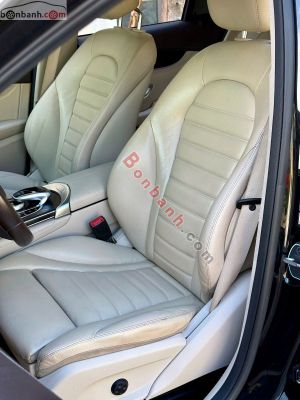 Xe Mercedes Benz GLC 300 4Matic 2018