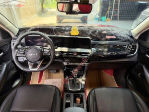 Xe Kia Seltos Premium 1.5 AT 2024